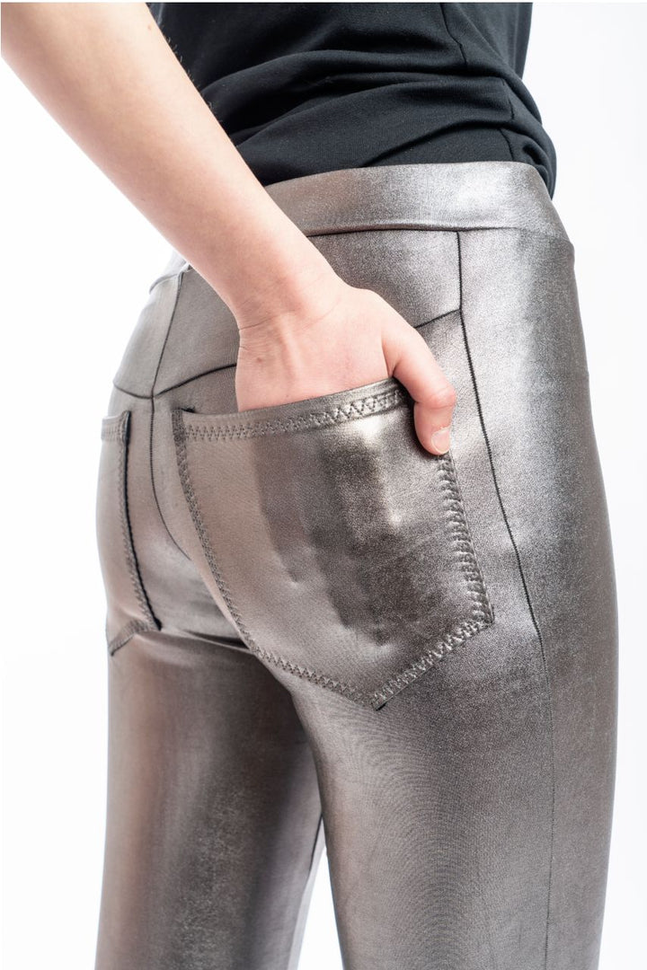 Gun Metal Metallic Leggings | Back Pocket Leggings